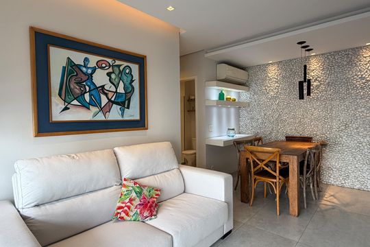Sala de apartamento para alugar com 2 quartos, 90m² em Gonzaga, Santos