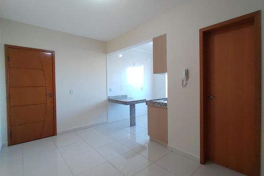 Sala/cozinha de apartamento para alugar com 1 quarto, 48m² em Tubalina, Uberlândia