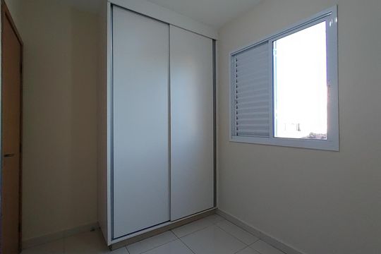 Quarto de apartamento para alugar com 1 quarto, 48m² em Tubalina, Uberlândia