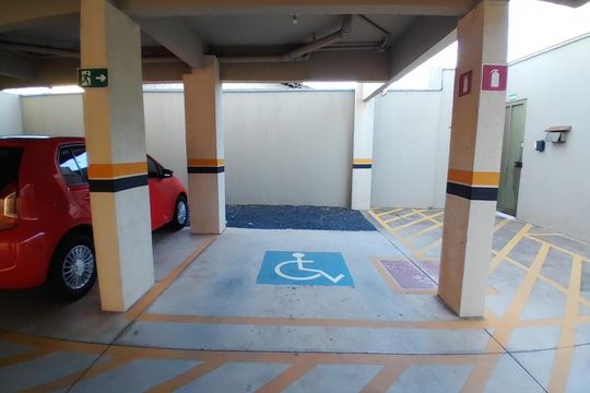 Garagem de apartamento para alugar com 1 quarto, 48m² em Tubalina, Uberlândia