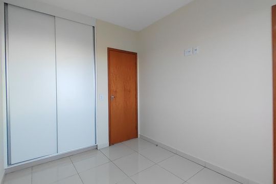 Quarto de apartamento para alugar com 1 quarto, 48m² em Tubalina, Uberlândia
