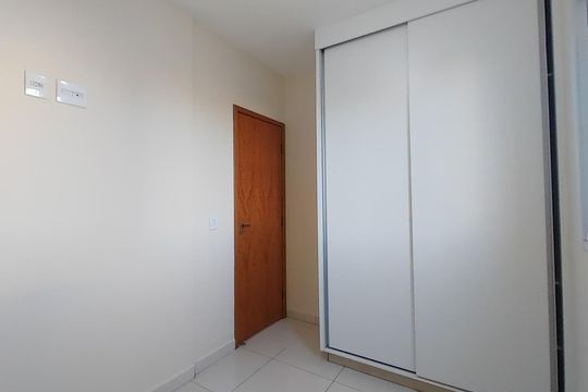Quarto de apartamento para alugar com 1 quarto, 48m² em Tubalina, Uberlândia