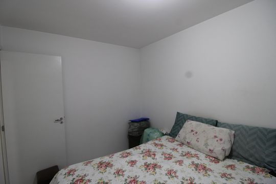 Quarto 2 de apartamento para alugar com 2 quartos, 40m² em Vila Brasil, São Paulo