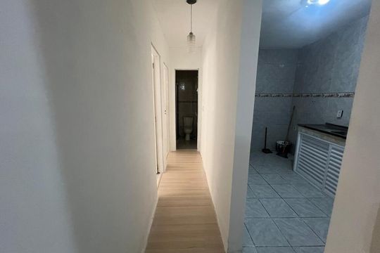 Corredor de apartamento para alugar com 2 quartos, 55m² em Quintino Bocaiúva, Rio de Janeiro