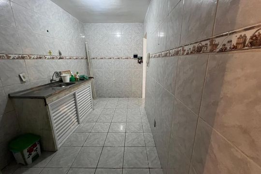 Cozinha de apartamento para alugar com 2 quartos, 55m² em Quintino Bocaiúva, Rio de Janeiro