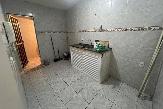 Cozinha de apartamento para alugar com 2 quartos, 55m² em Quintino Bocaiúva, Rio de Janeiro