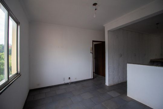 Sala de apartamento para alugar com 3 quartos, 85m² em Jardim Simus, Sorocaba