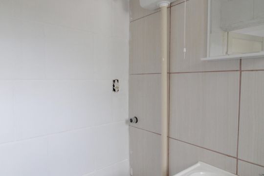 Banheiro de apartamento para alugar com 3 quartos, 85m² em Jardim Simus, Sorocaba