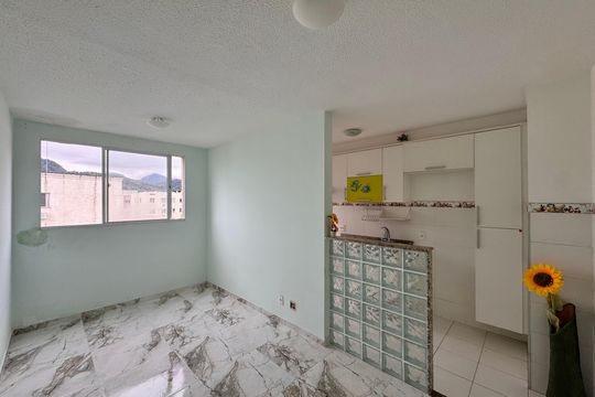 Apartamento para alugar com 2 quartos, 42m² em Vargem Grande, Rio de Janeiro