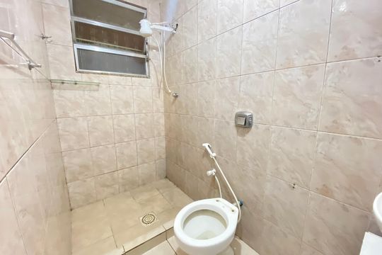 Banheiro de apartamento para alugar com 2 quartos, 60m² em Cascadura, Rio de Janeiro