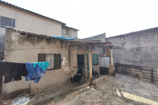 Quintal de casa à venda com 3 quartos, 180m² em Dic I (conjunto Habitacional Monsenhor Luiz Fernando Abreu), Campinas