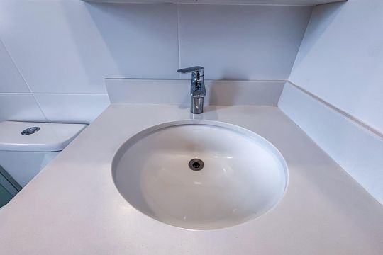 Banheiro de apartamento para alugar com 1 quarto, 34m² em Sumaré, São Paulo