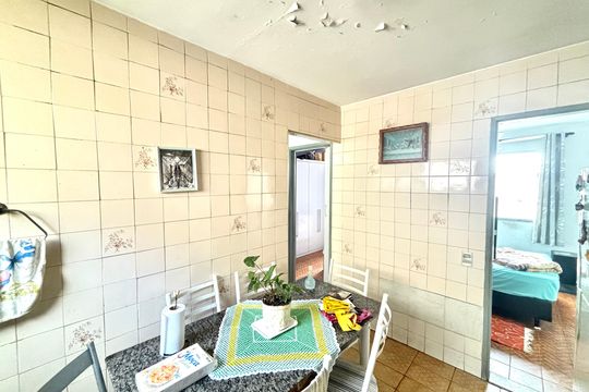 Cozinha de apartamento à venda com 2 quartos, 48m² em Conjunto Habitacional Padre Manoel da Nobrega, São Paulo