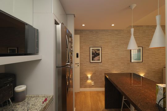 Cozinha de apartamento à venda com 1 quarto, 70m² em Vila Mariana, São Paulo