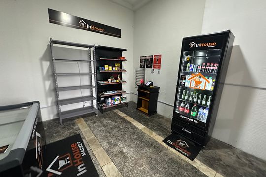 Área comum de apartamento para alugar com 1 quarto, 47m² em Itararé, São Vicente