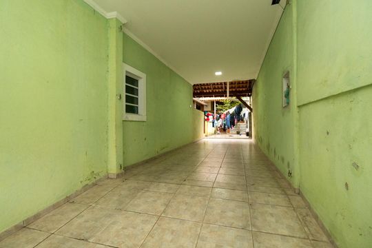 Garagem de casa para alugar com 3 quartos, 160m² em Jardim Catarina, São Paulo