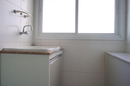 Área de Serviço de apartamento à venda com 2 quartos, 70m² em R, Porto Alegre