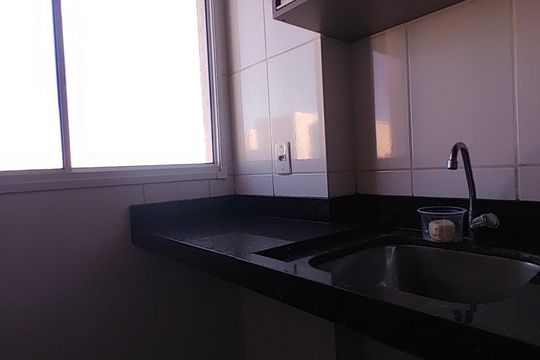 Cozinha/Área de serviço de apartamento para alugar com 3 quartos, 60m² em Jardim Holanda, Uberlândia