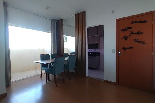 Sala de apartamento para alugar com 3 quartos, 60m² em Jardim Holanda, Uberlândia