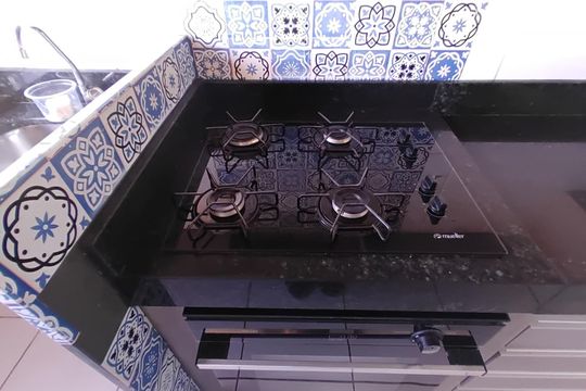 Cozinha/Área de serviço de apartamento para alugar com 3 quartos, 60m² em Jardim Holanda, Uberlândia