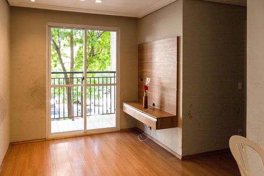 Apartamento à venda com 3 quartos, 56m² em Jardim Cocaia, Guarulhos