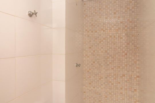 Banheiro de apartamento à venda com 2 quartos, 40m² em Itaquera, São Paulo
