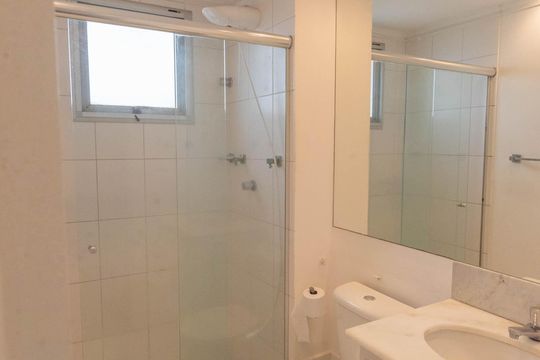 Banheiro da Suíte de apartamento para alugar com 3 quartos, 73m² em Jardim Aurelia, Campinas