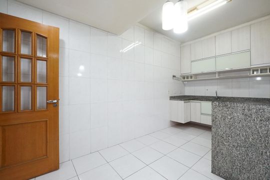 Cozinha de casa à venda com 2 quartos, 47m² em Vila São José, São Paulo