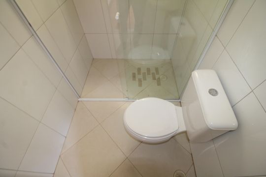 Banheiro de apartamento para alugar com 2 quartos, 45m² em Santana, São Paulo