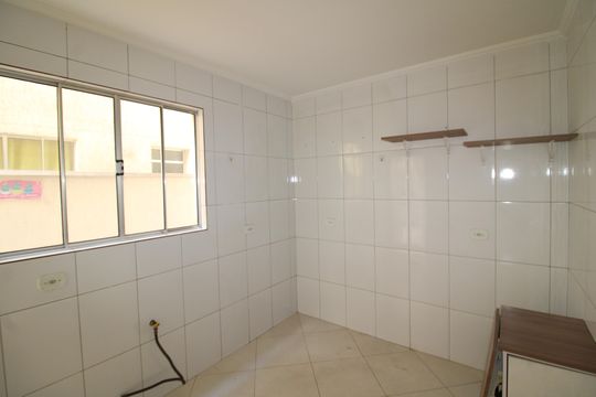 Cozinha de apartamento para alugar com 2 quartos, 45m² em Santana, São Paulo