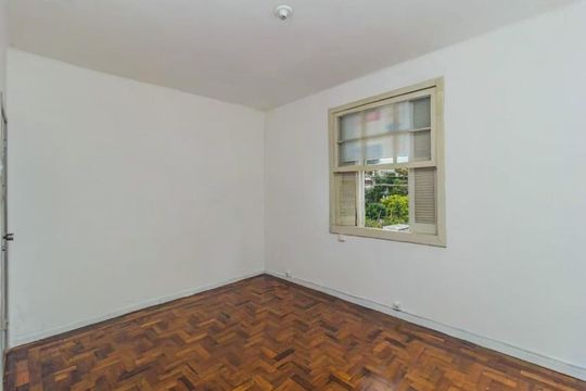 Quarto 1 de apartamento para alugar com 2 quartos, 73m² em Menino Deus, Porto Alegre
