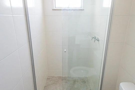 Banheiro social de apartamento para alugar com 3 quartos, 168m² em Manacás, Belo Horizonte