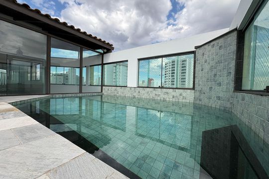 Apartamento à venda com 4 quartos, 305m² em Setor Bueno, Goiânia