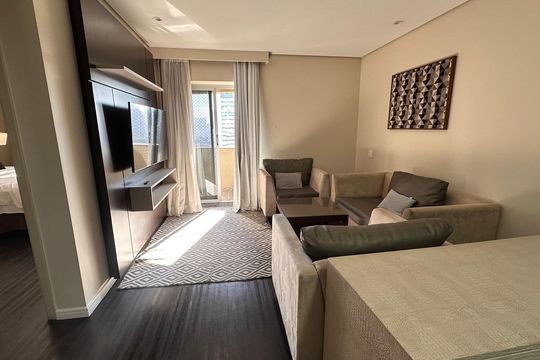 Apartamento para alugar com 1 quarto, 56m² em Cidade Monções, São Paulo