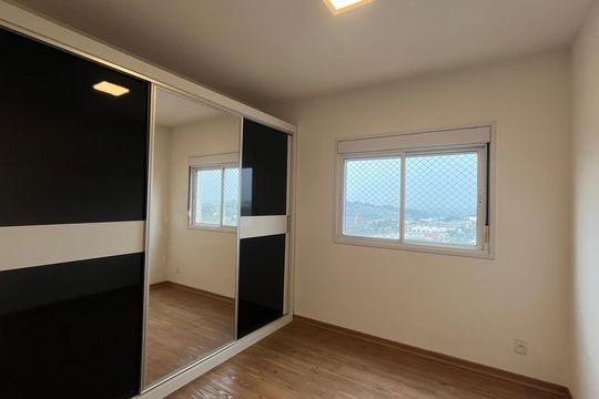 Apartamento à venda com 2 quartos, 74m² em Fazenda Santa Cândida, Campinas