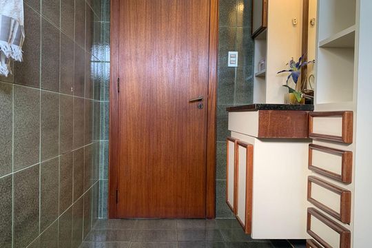 Banheiro 1 de apartamento à venda com 3 quartos, 300m² em Vila Rosa, Novo Hamburgo