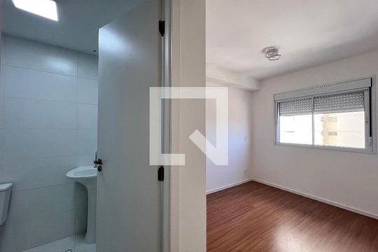 Quarto de apartamento para alugar com 2 quartos, 58m² em Vila Rosalia, Guarulhos