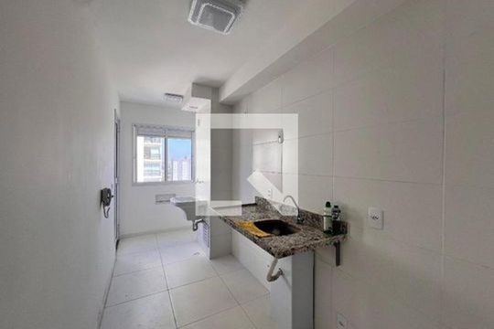 Cozinha de apartamento para alugar com 2 quartos, 58m² em Vila Rosalia, Guarulhos