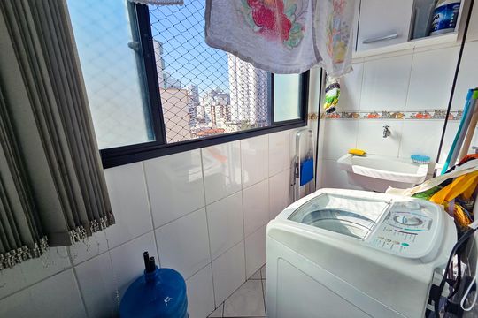 Área de Serviço de apartamento para alugar com 3 quartos, 120m² em Aviação, Praia Grande