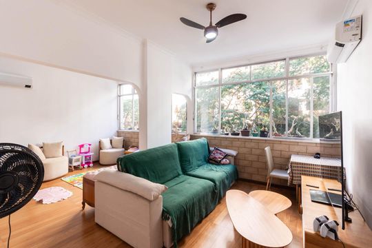 Sala de apartamento à venda com 5 quartos, 160m² em Tijuca, Rio de Janeiro