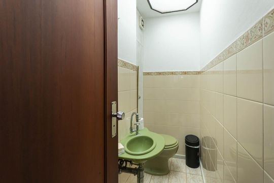 Lavabo de apartamento à venda com 5 quartos, 160m² em Tijuca, Rio de Janeiro