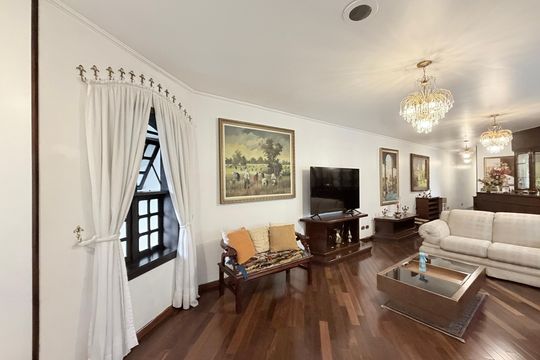 Casa à venda com 4 quartos, 450m² em Mooca, São Paulo