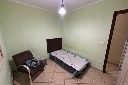 Casa à venda com 3 quartos, 197m² em Vila Guaraciaba, Santo André