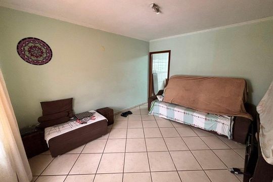 Sala de casa à venda com 3 quartos, 197m² em Vila Guaraciaba, Santo André