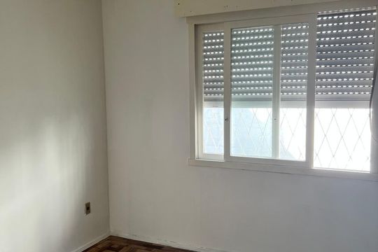 Quarto de apartamento para alugar com 1 quarto, 55m² em Vila Ipiranga, Porto Alegre