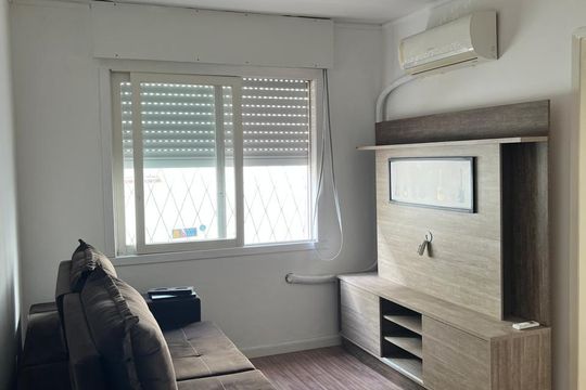 Apartamento para alugar com 1 quarto, 55m² em Vila Ipiranga, Porto Alegre