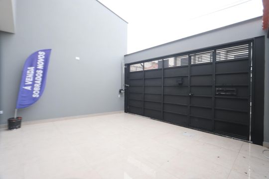 Garagem de casa à venda com 2 quartos, 85m² em Vila Prudente, São Paulo