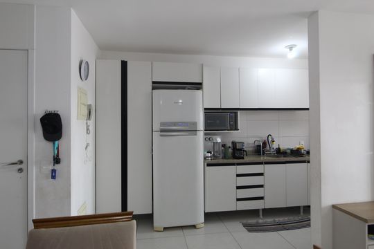 Cozinha de apartamento à venda com 3 quartos, 82m² em Barra Olímpica, Rio de Janeiro