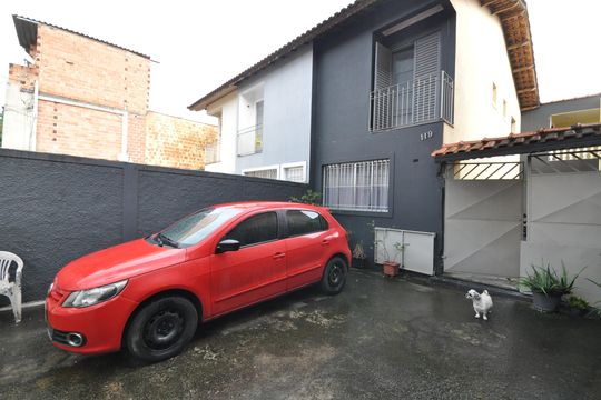 Garagem de casa à venda com 3 quartos, 116m² em Jardim Jacana, São Paulo