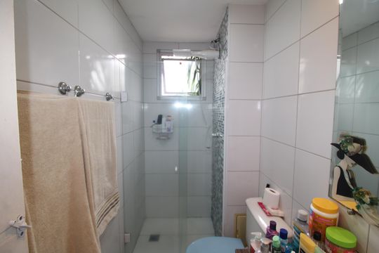Banheiro de apartamento à venda com 2 quartos, 47m² em Vila Nova Cachoeirinha, São Paulo